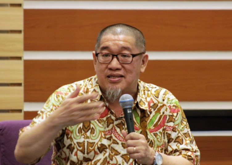 Deflasi, PHK, dan Masa Depan Ekonomi RI