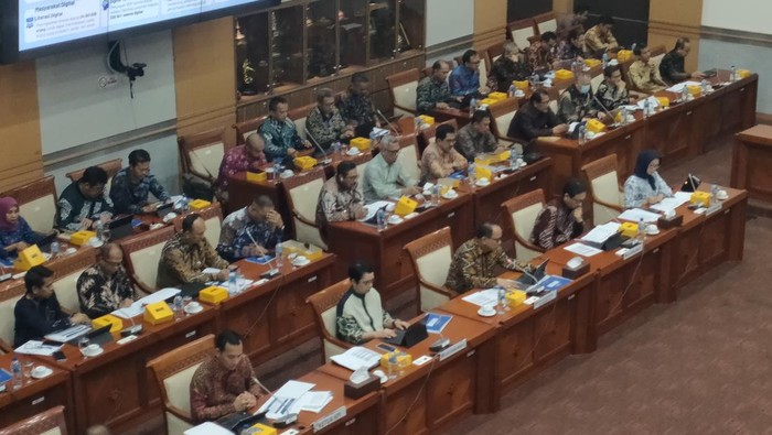Komisi I DPR Bicara Judi Online ke Menkominfo